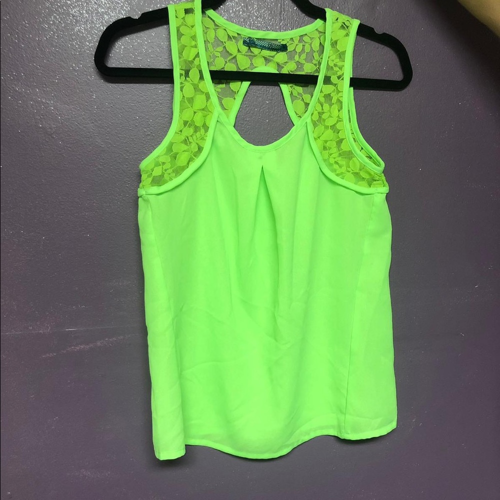 Cute top